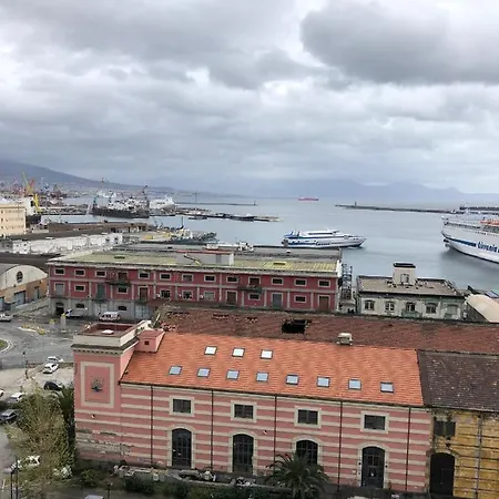 Marina Sky 8 4* Neapel