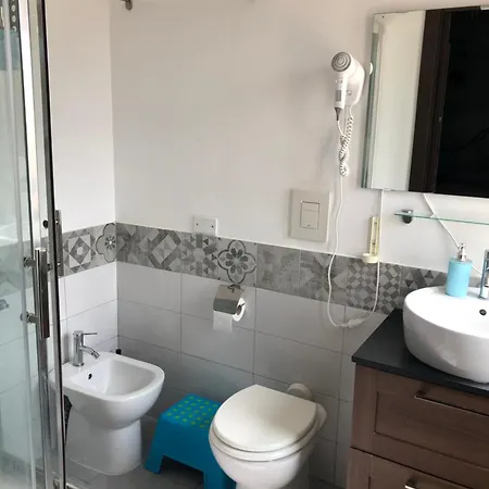 Casa de hóspedes Marina Sky 8