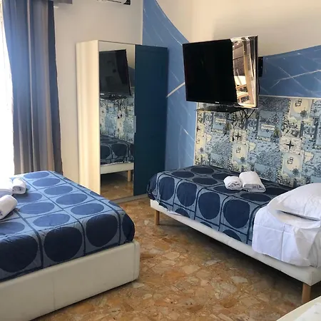 Casa de hóspedes Marina Sky 8