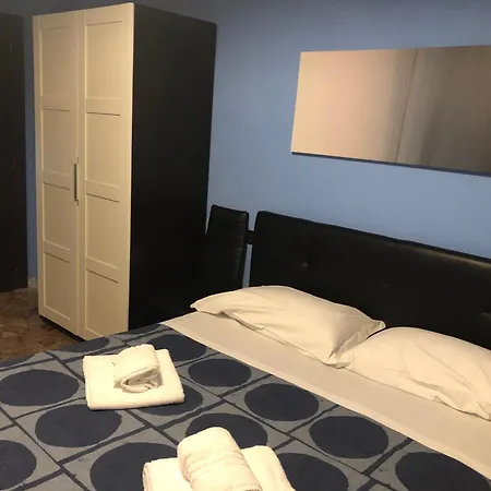 Marina Sky 8 Casa de hóspedes 4*