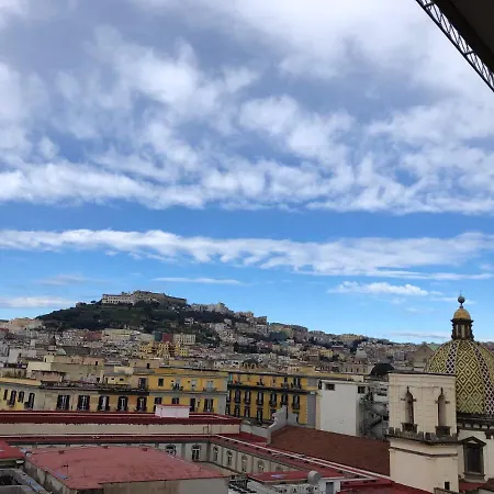 Casa de hóspedes Marina Sky 8 *