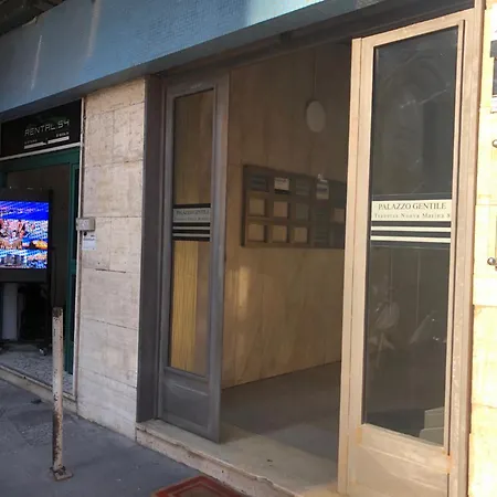 Casa de hóspedes Marina Sky 8 *