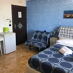 Marina Sky 8 Neapel