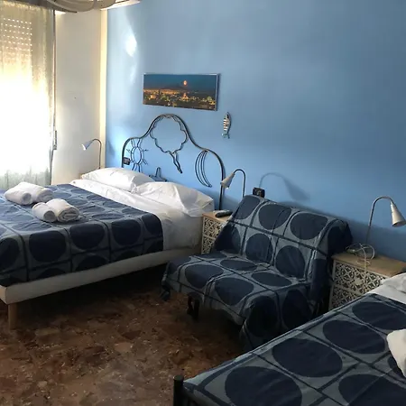 Marina Sky 8 Guest house *