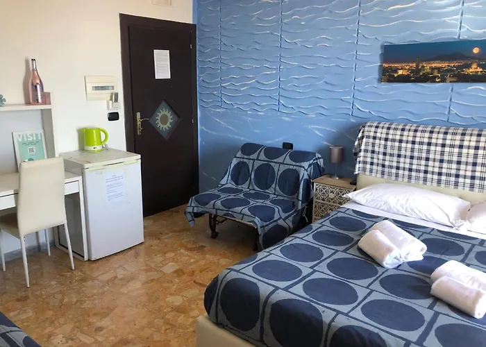 Marina Sky 8 Nápoly