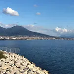 Marina Sky 8 4*