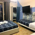 Marina Sky 8 Affittacamere