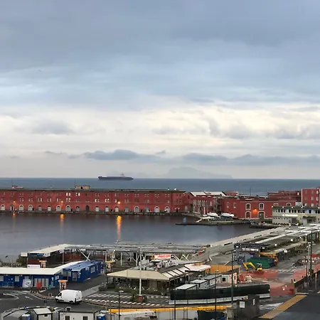 Marina Sky 8 Konukevi