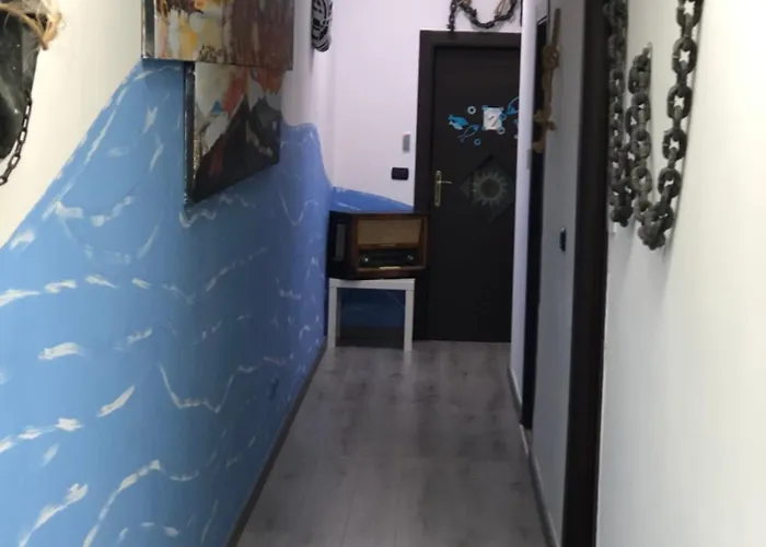 Marina Sky 8 Guest house